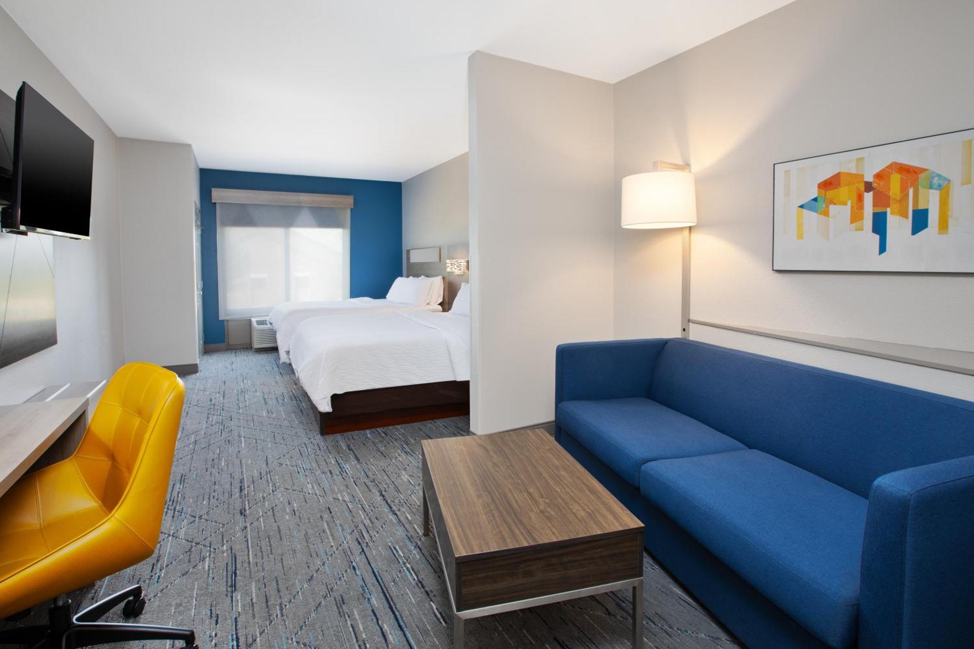 Holiday Inn Express & Suites Milwaukee Nw - Park Place By Ihg Eksteriør bilde